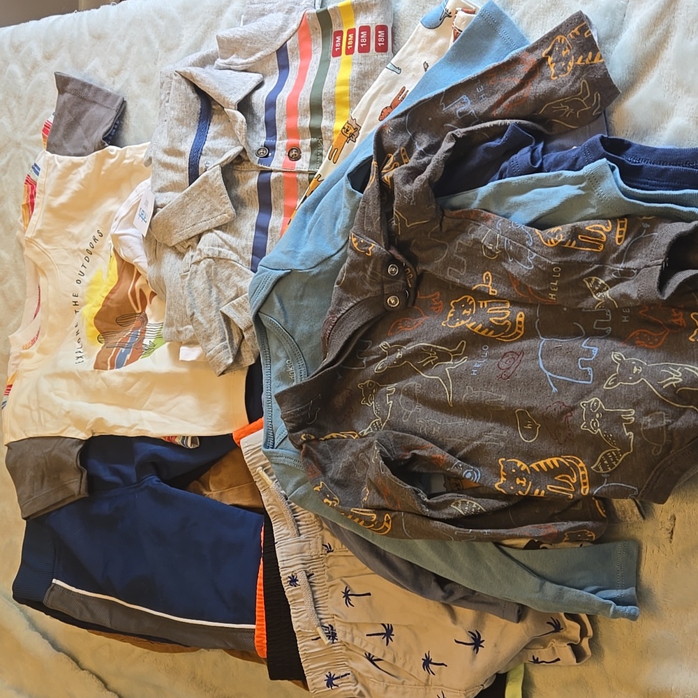 Assorted 18 Month Clothes. - Picture 7 of 7